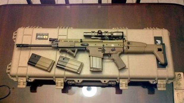 <p>SCAR serisi tüfekler 2 ana gruba ayrılır, birincisi SCAR-L'dir(SCAR-Light-Hafif) ve 5.56x45mm NATO mermisi kullanıyor.</p>

<ul>
</ul>
