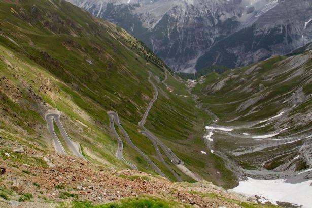 <p>Passo Dello Stelvio yolu - İtalya</p>
