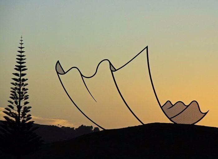 <p>Sculputre karikatür gibi görünüyordu.</p>

<p> </p>
