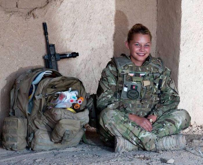 <p>Afganistan'da İngiliz Ordusu muharebe sağlık memuru</p>

<p> </p>
