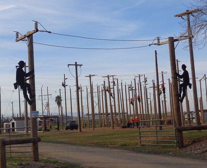 <p>Lineman kolej Oroville, CA</p>

<p> </p>
