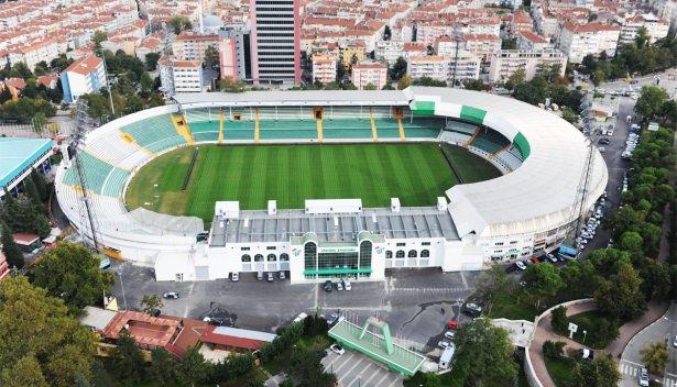 <p>86. Bursa Atatürk Stadı, Bursa, Türkiye</p>
