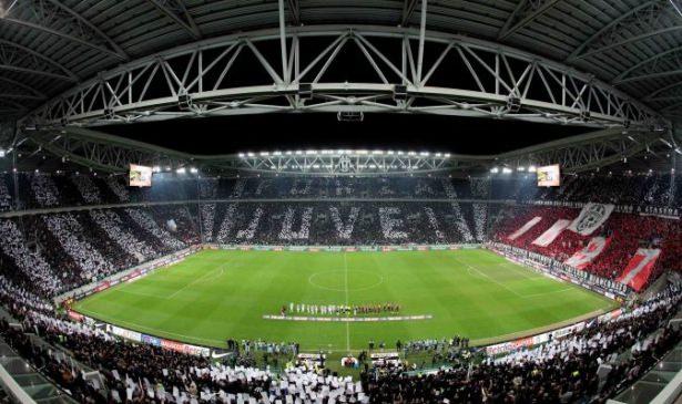 <p>58. Juventus Stadı, Turin, İtalya</p>
<p> </p>