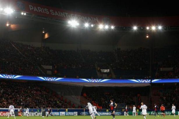 <p>28. Parc des Princes<br />
Kapasite: 48,712<br />
Ev Sahibi Takımlar: Paris Saint-Germain<br />
</p>