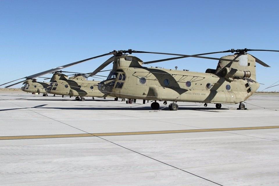 <p>Anlaşma kapsamında üretim bandından çıkacak üç CH-47F’in temmuz ayında teslimatı planlanıyordu. </p>

<p> </p>
