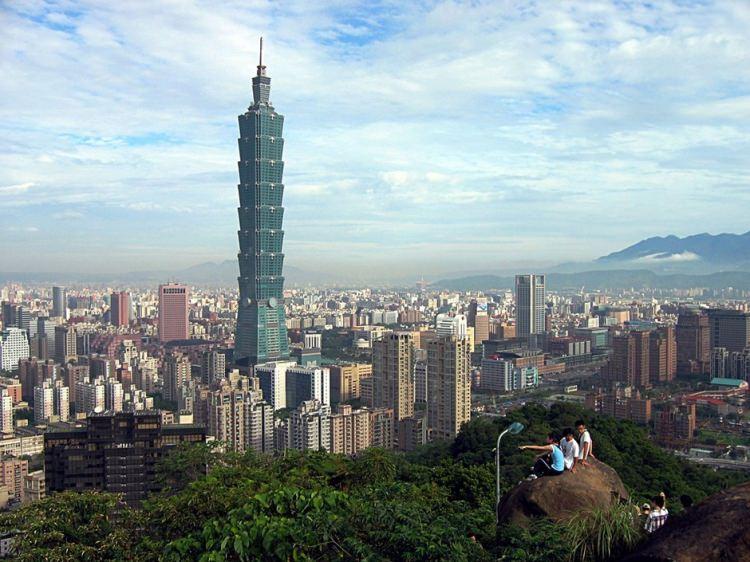 <p>17. Taipei 101, Taipei</p>

<p>2 milyar dolar</p>
