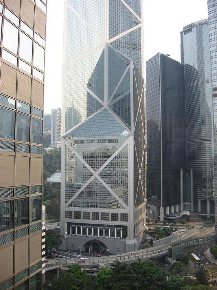 <p>15. Bank of China Tower, Hong Kong</p>

<p>2,1 milyar dolar</p>
