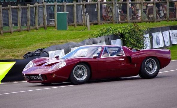 <p>1968 Ford GT40 P/1074 <br />
<br />
Fiyatı - $11,000,000</p>

<p> </p>
