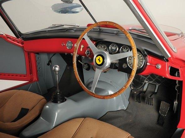 <p>1953 Ferrari 340/375 MM</p>

<p>Fiyatı - $12,812,800</p>
