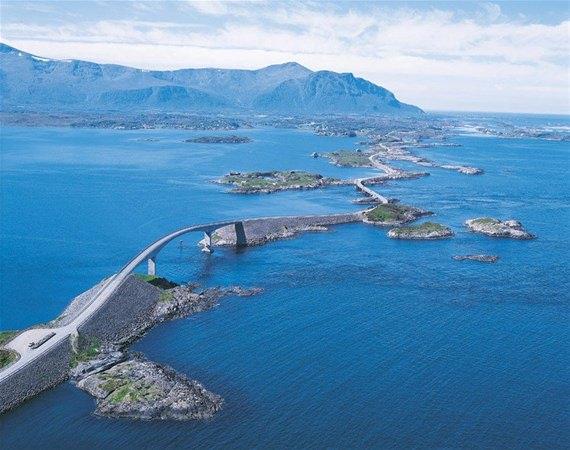 <p> Dünyanın en tehlikeli ve güzel yollarından, Norveç’te bulunan “Atlanterhavsveien Yolu” (Atlantik Yolu)... </p>

<p> </p>
