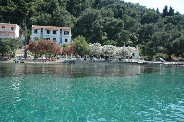 <p><strong>19. Corfu - Yunanistan</strong></p>
<p>Korfu, İyon Denizi'ndeki bir Yunan adasıdır ve Yunan mitolojisinin başlangıcından itibaren Yunanistan tarihine bağlıdır. </p>
