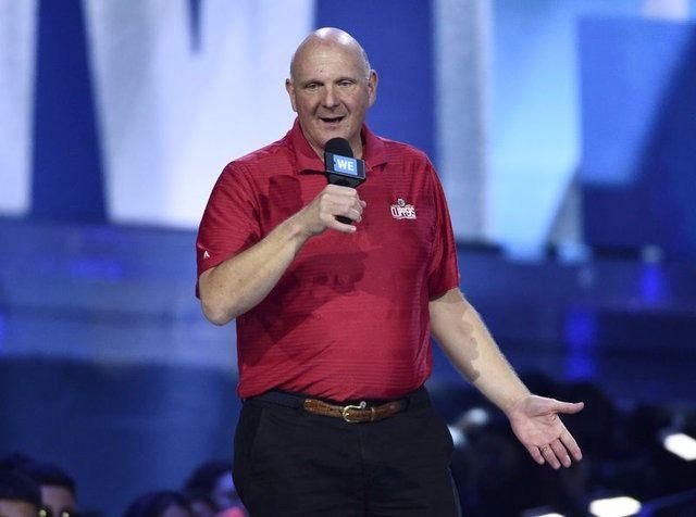 <p>21- Steve Ballmer - 30 milyar dolar </p>

<p>Microsoft - ABD</p>
