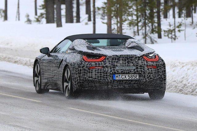 <p>BMW'nin tanıtması beklenen bir diğer modeli de i8 Spyder.</p>