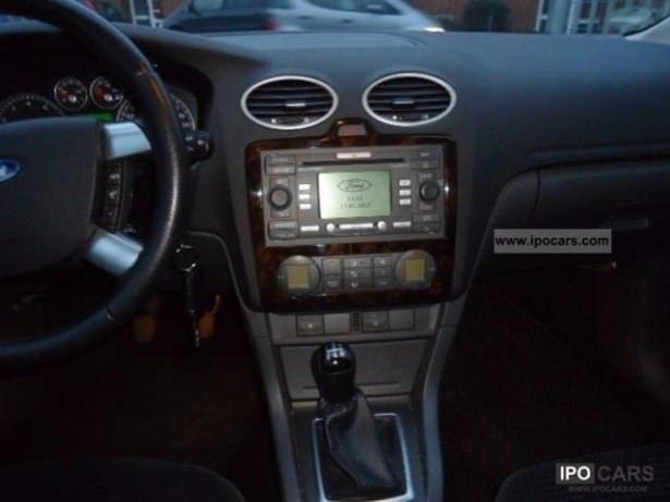 <p>Araca binilip kapılar kapatılır, Kontak anahtarı tüm kontrol ışıkları yanana kadar çevrilir, motor çalıştırılmaz!, Kapı kilit düğmesinden üç defa üst üste kilitleme uygulanır, kapa-aç-kapa-aç-kapa-aç.. Kontak anahtarı çevrilerek kapatma konumuna getirilir</p>
<p> </p>