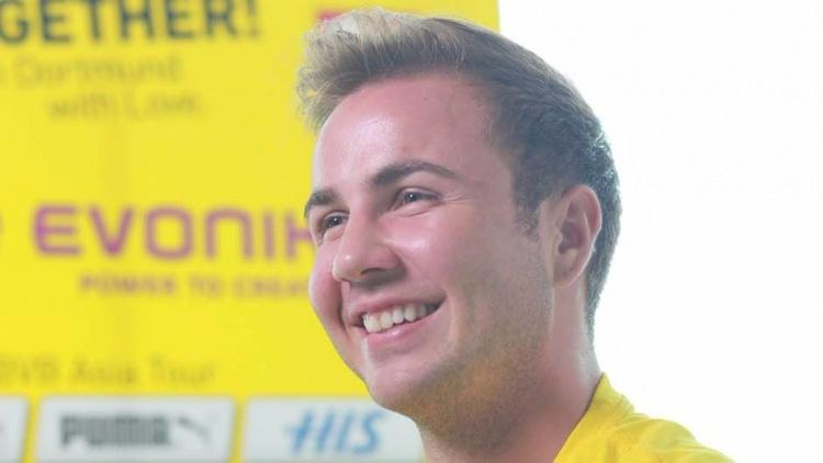<p>MARIO GOTZE | Şubat 2017'de miyopati teşhisi konulan Mario Götze, Borussia Dortmund'un Temmuz 2017'de Japonya hazırlık kampında Urawa Reds'e karşı oynadığı maçta forma giydi.<br />
<br />
(GOAL)</p>