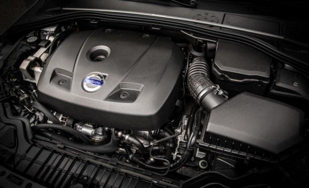 <p>2.0 lt Turbocharged DOCH (4 silindirli)</p>