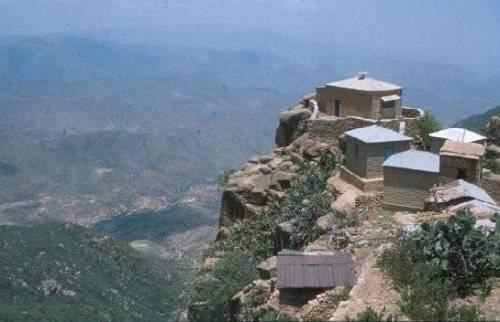 <p>48. Eritre (350 yıl ) Osmanlı adı: Habes</p>
<p> </p>
