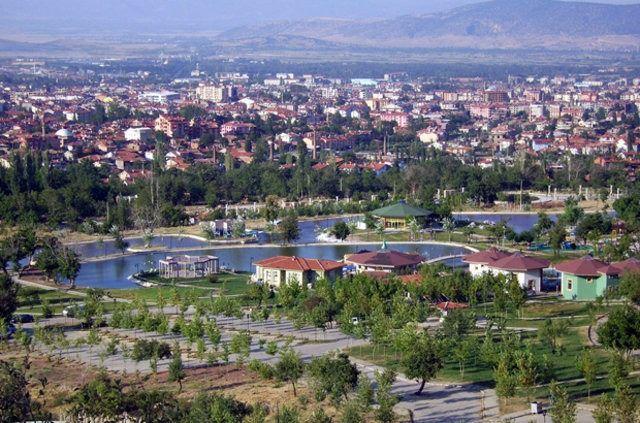 <p><strong>60 Isparta</strong></p>
<p>Çocuk nüfusu: 100.224</p>
<p>İl nüfusuna oranı: %23,45</p>