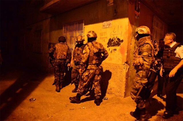 <p>Türkiye'nin barış ve huzurunu bozmaya yönelik saldırılar gerçekleştiren, siviller ve çocukları dahi hedef almaktan çekinmeyen terör örgütü PKK'ya operasyonlarla karşılık verildi, eylül ve ekim aylarında bin 528 PKK'lı terörist etkisiz hale getirildi.</p>

<p> </p>

