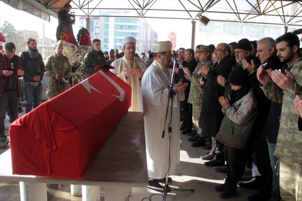 <p>Piyade Uzman Çavuş Ferhat Demir - Bursa<br />
</p>
