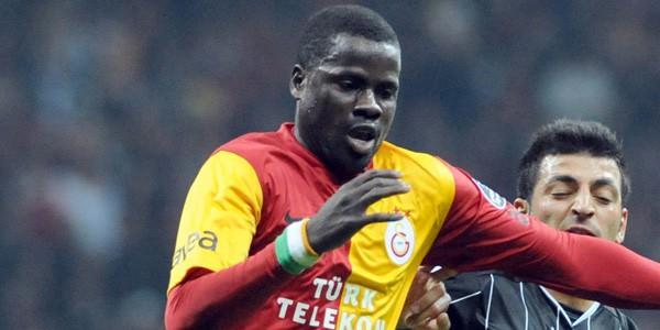 Eboue bilmecesi --- Afrika Kupası'na katılmak için milli takıma giden Eboue'nin Galatasaray'a dönüp dönmeyeceği belirsizliğini koruyor.