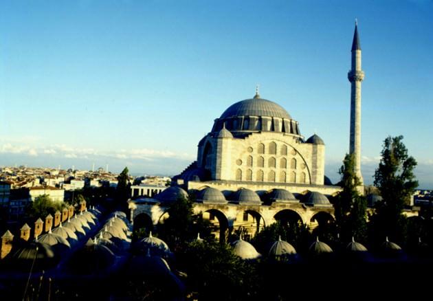 Mimar Sinan'ın aşkını yansıtan cami