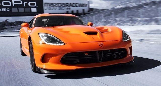 <p>İşte yollara veda etmeye hazırlanan Dodge Viper'ın bazı modellerinin fotoğrafları...</p>