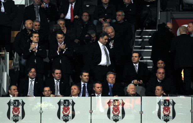 <p>Beşiktaş Jimnastik Kulübü'nun 110. Yıl Kutlamaları kapsamında, BJK İnönü Stadı’nda yapılan kutlamaya Süleyman Seba da katıldı.</p>

<p>19/03/2013</p>

