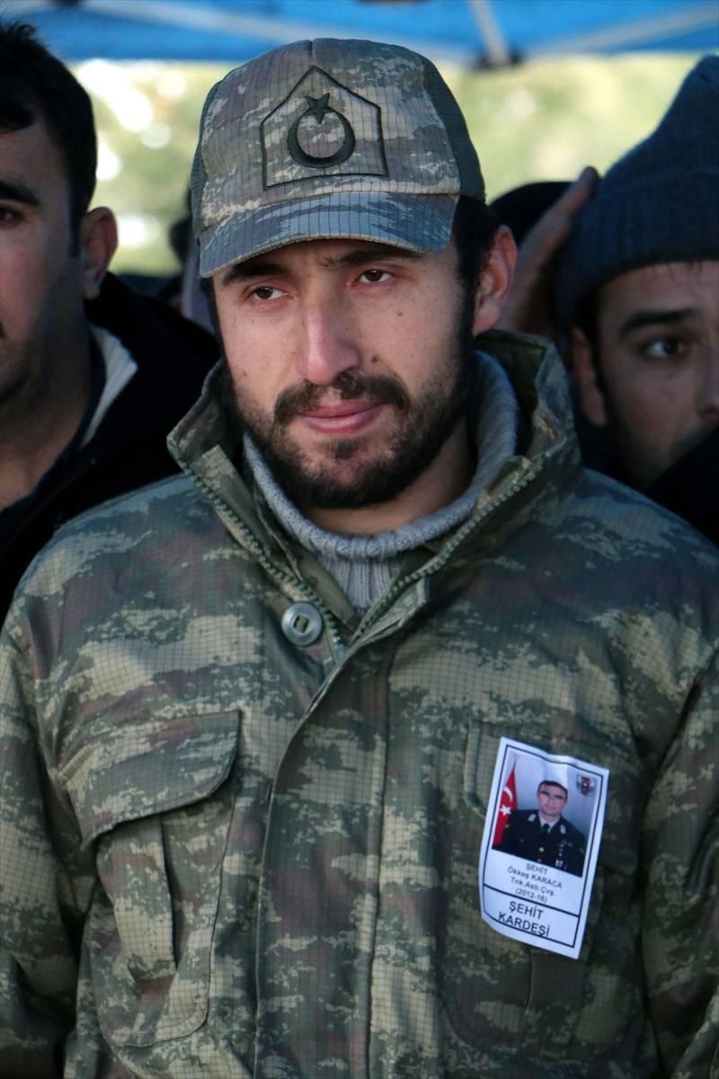 <p>Tankçı Astsubay Kıdemli Çavuş Ökkeş Karaca - Kahramanmaraş<br />
</p>