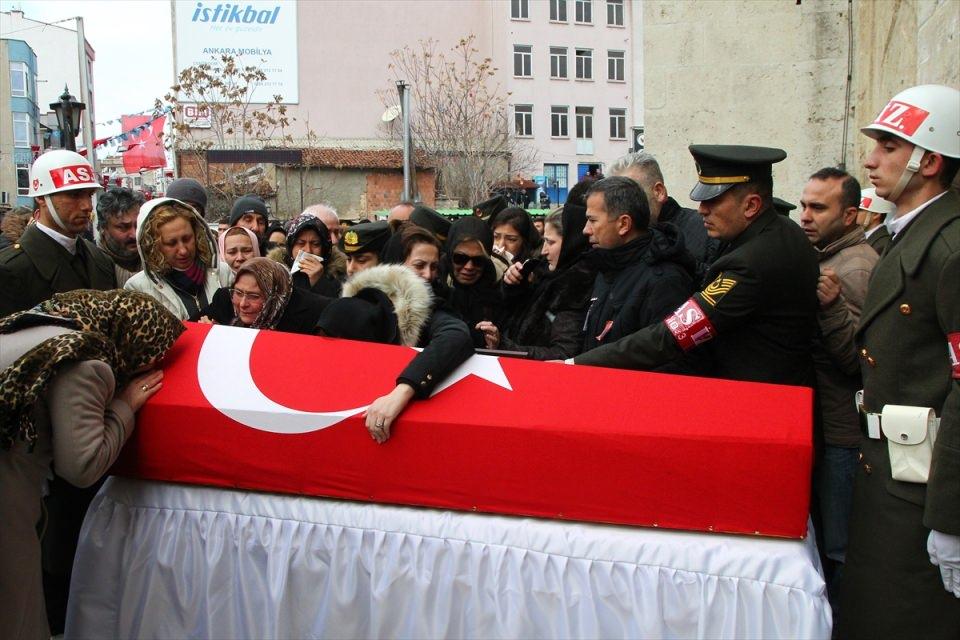 <p>Jandarma Astsubay Göktan Özüpek - Kırklareli<br />
</p>
