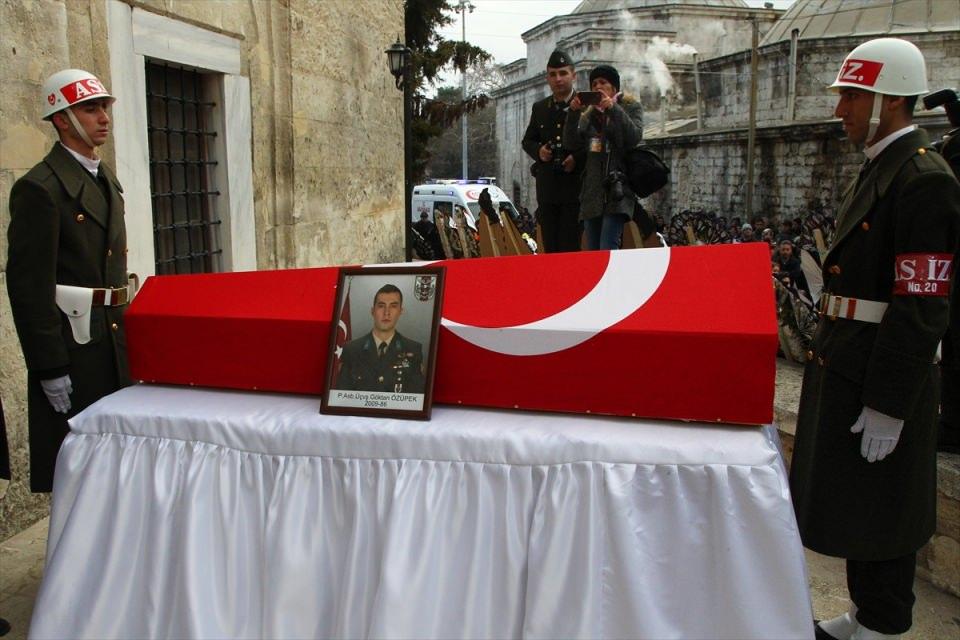<p>Jandarma Astsubay Göktan Özüpek - Kırklareli<br />
</p>