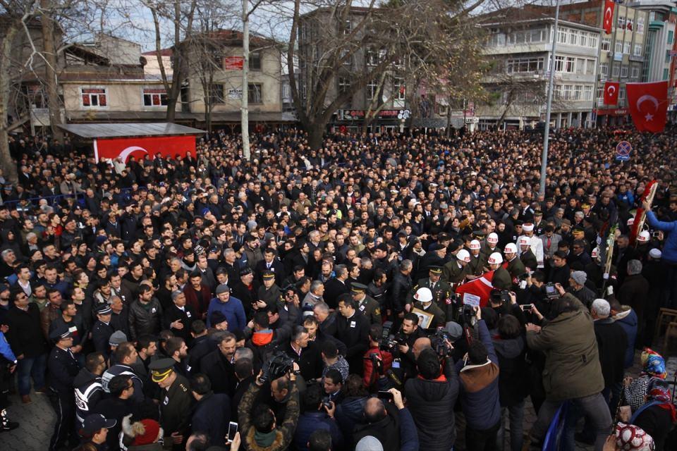 <p>Piyade Uzman Çavuş Hasan Kavuz - Samsun<br />
</p>