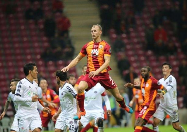 <p><strong>Semih Kaya</strong><br />
Garanti para: 1.5 milyon euro<br />
Maç başı aldığı para: 15 bin euro​<br />
 </p>
