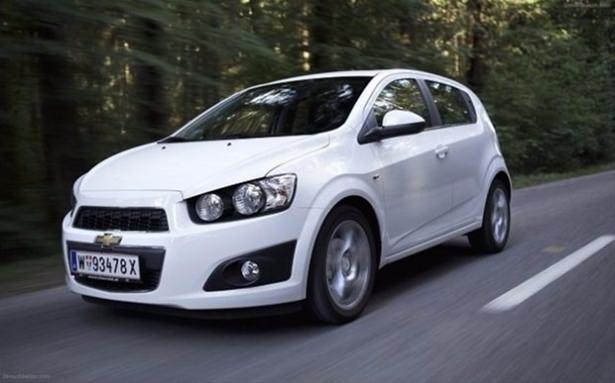 <p><strong>57 Chevrolet Aveo 1.3 95HP</strong><br />
Yakıt tipi: Dizel<br />
Ortalama yakıt Tüketimi(100km): 4.7 litre</p>