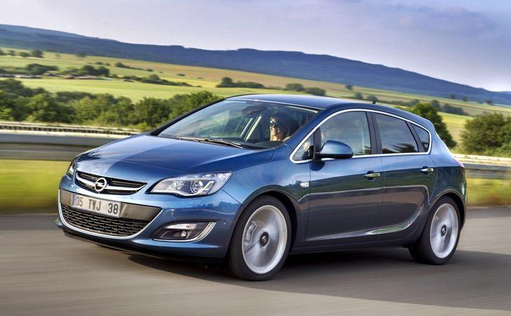 <p><span style="color:#FFD700"><strong>9) </strong></span>Opel Astra 1.6 CDTI ECOTECT 110 PS</p>