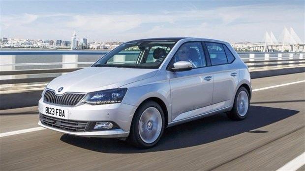 <p><strong>Skoda Fabia 1.2 TSI 90PS</strong></p>
<p>100 kilometredeki ortalama yakıt tüketimi: 4.7lt</p>
