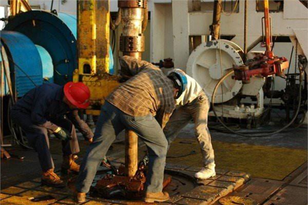 <p><strong>20. Petrol Platformu Operatörü</strong><br />
Yıllık kazancı 72 bin 800 dolar</p>
