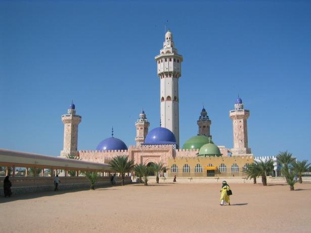 <p><strong>25-Senegal</strong></p>

<p>Müslüman nüfusu: 10,459,222</p>

<p>Müslüman oranı: 94%</p>
