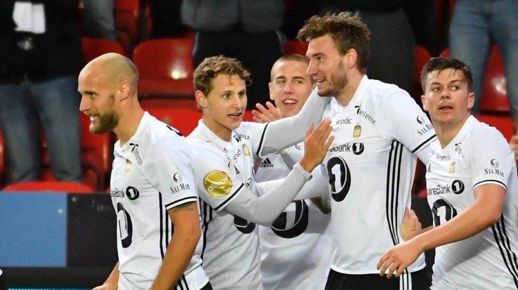 <p>Rosenborg: 24 Şampiyonluk (Norveç)</p>