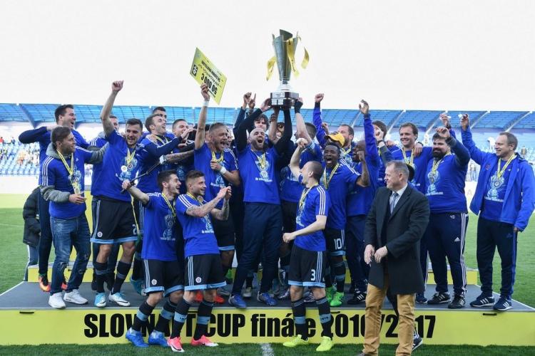<p>Slovan Bratislava: 8 Şampiyonluk (Slovakya)</p>
