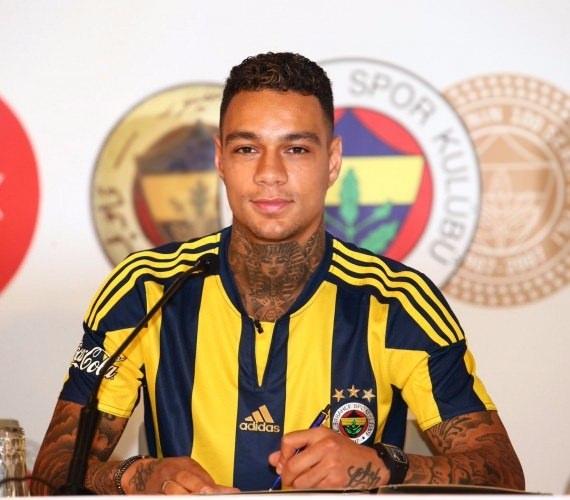 <p>Gregory van der Wiel 535 bin takipçi</p>
