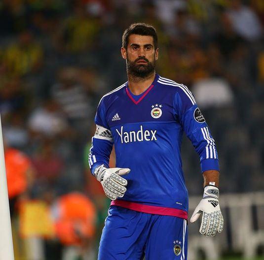 <p>Volkan Demirel 824 bin takipçi</p>
