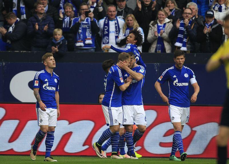 <p>FC Schalke 04<br />
624 milyon euro</p>
