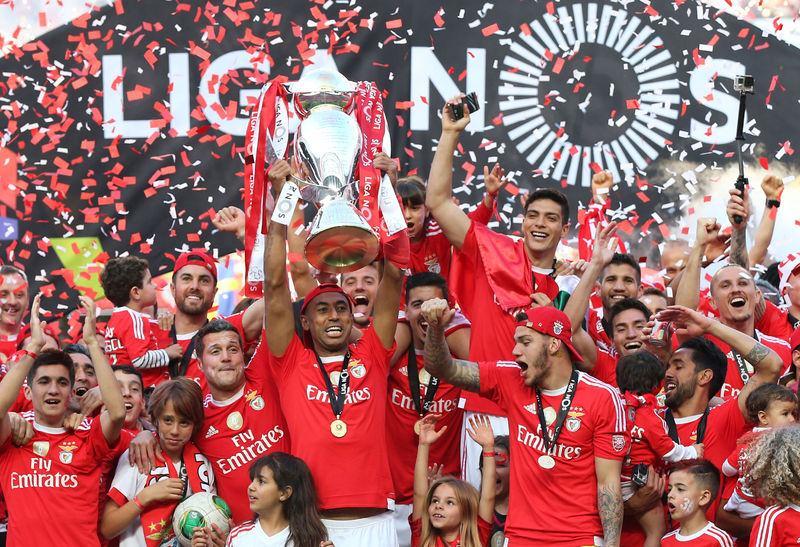 <p>SL Benfica<br />
285 milyon euro</p>
