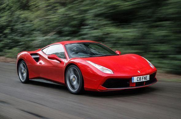 <p>İsim: Ferrari</p>

<p>Ülke: İtalya</p>
