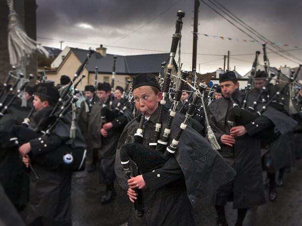 <p><strong>13. Clew Körfezi Gayda Bandosu</strong></p>

<p>Achill Adası, İrlanda Saint Patrick Günü Yürüyüşü (Glen McClure/National Geographic Traveler Fotoğraf Yarışması)</p>
