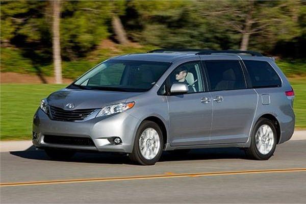 <p>Toyota Sienna</p>

<p> </p>
