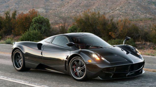 <p>Pagani Huayra</p>
