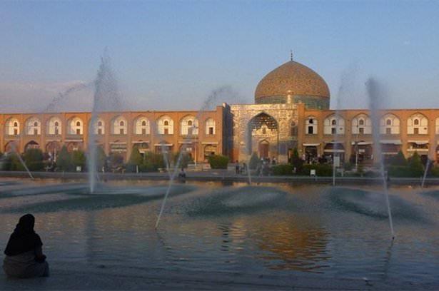 <p>Şeyh Lütfullah Camii, İsfahan, İran</p>

<p> </p>
