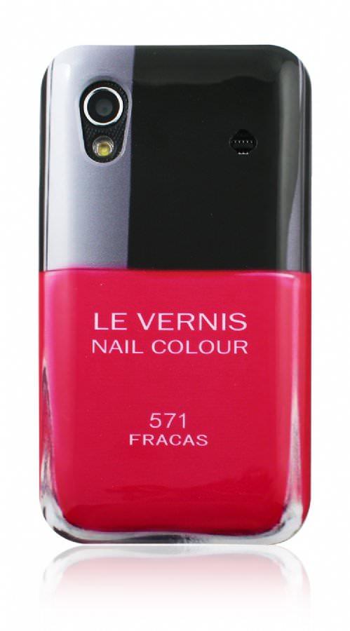 <p><strong>Oje kılıflar</strong></p>

<p>Kırmızı oje tutkunlarının çok beğendiği bir model.</p>
